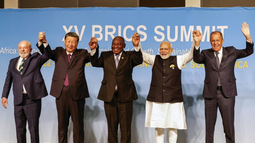 Al summit dei Brics la Cina frena sulla sfida al dominio del dollaro