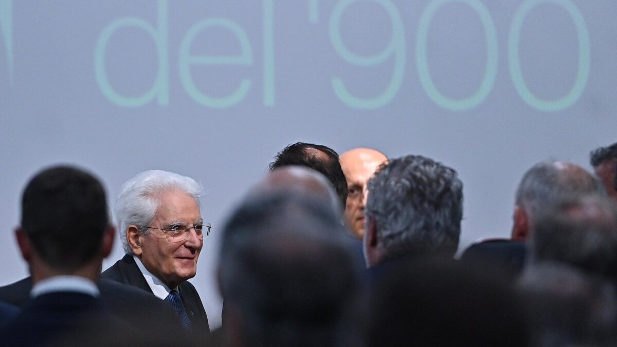 Mattarella, l’uranio impoverito e la mina Vannacci