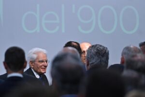 Mattarella, l’uranio impoverito e la mina Vannacci
