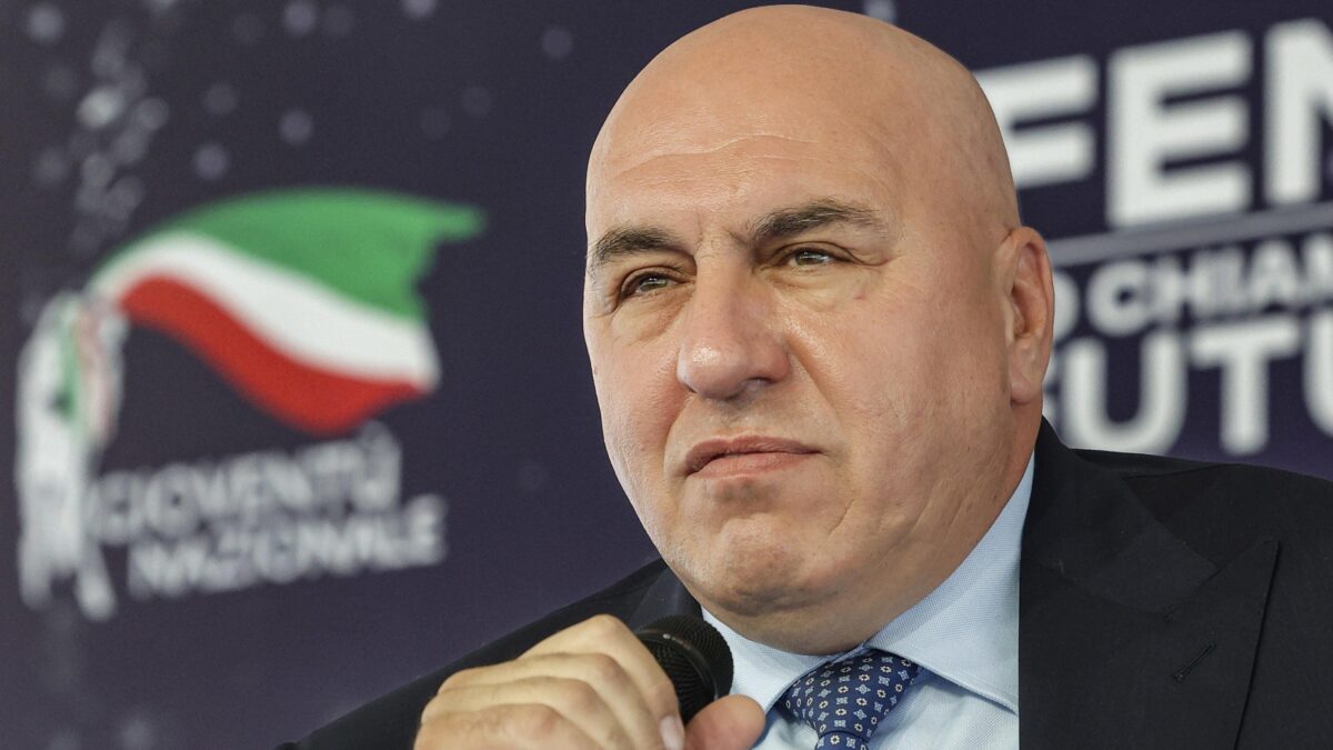 Quattro verdetti possibili per Vannacci al patibolo. Il ministero rischia l’autogol