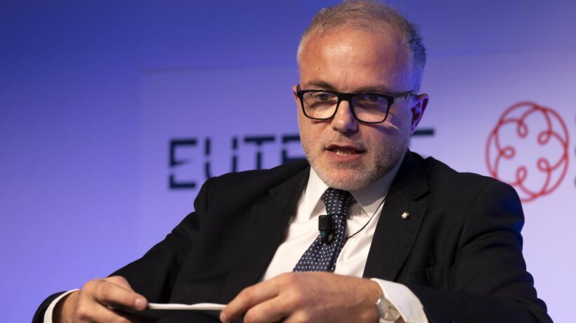 Concorso dirigenti. Ruffini rischia di finire a processo per le graduatorie