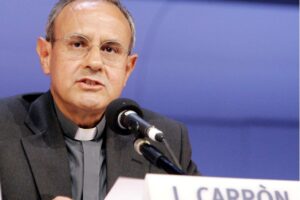 Ecco le lettere tra il Vaticano e Cl che spiegano l’addio di Carrón
