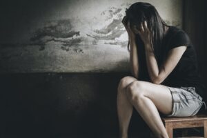 Il «mostro» dietro all’emergenza abusi è il corpo femminile diventato oggetto