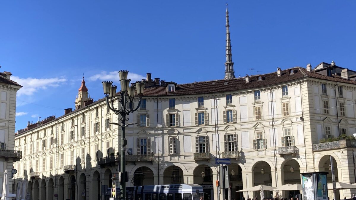 Aboliti gli Euro 5 in tutto il Torinese. La Regione fa spallucce: lo chiede l’Ue