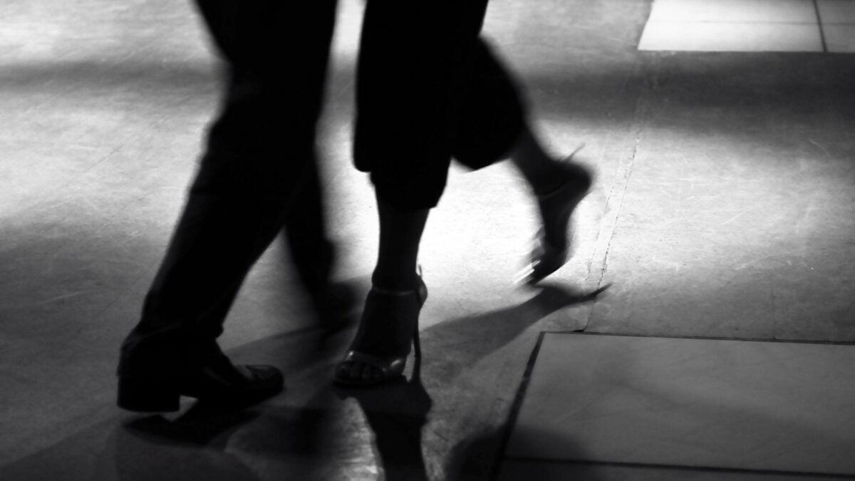La controra eterna arriva a passo di tango