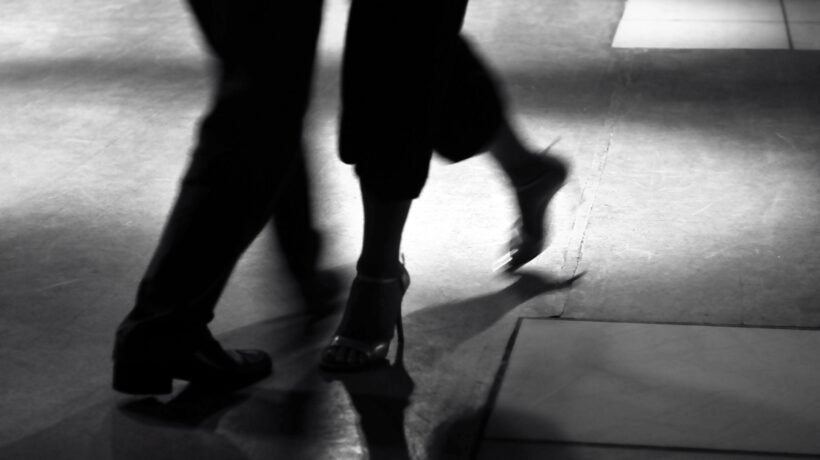 La controra eterna arriva a passo di tango