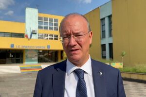 Valditara: «Interventi in più di 2000 istituti al Sud»