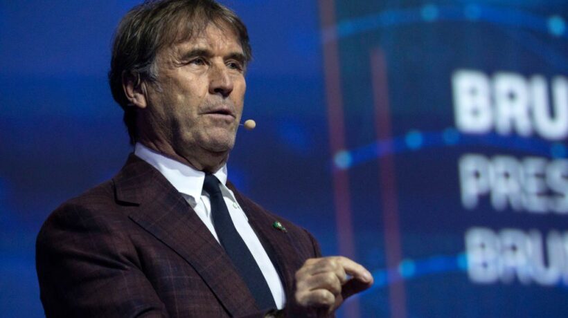 Cucinelli celebra i 70 anni con la prima sfilata