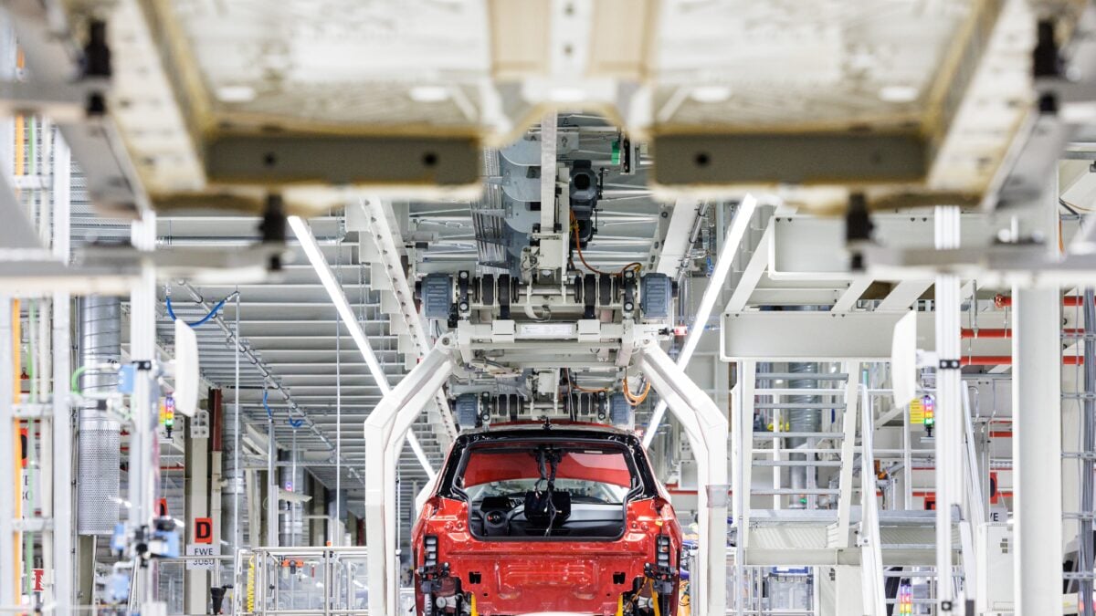 Stiamo sfasciando l’industria dell’auto