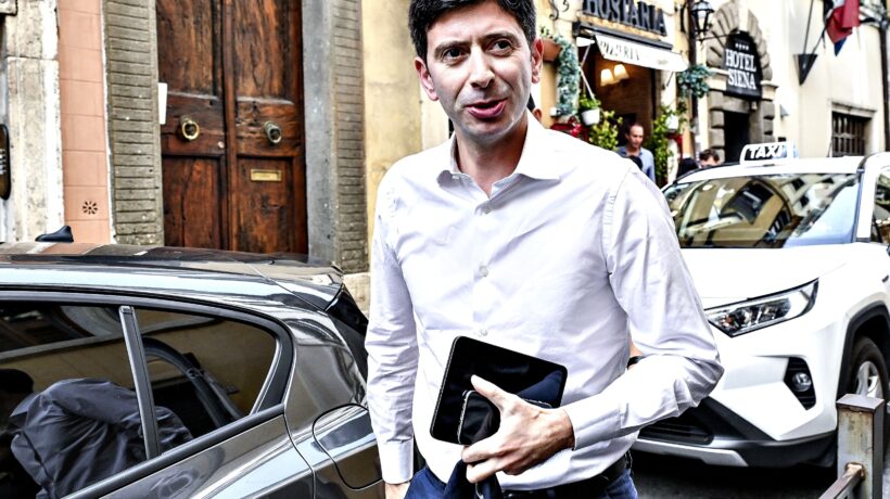 Covid, test sui geni sabotati da Speranza e Cts