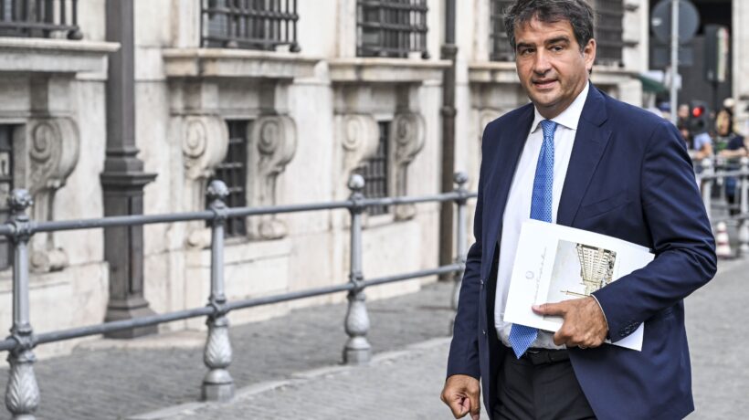 L’Ecr serra le fila in vista delle urne