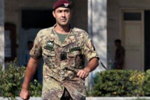 Dietro quel successo di vendite c’è l’esercito di chi dice «basta»
