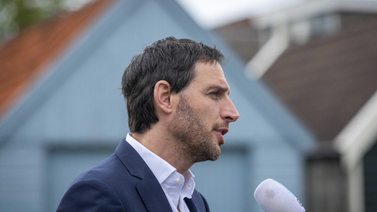 Bruxelles bipolare sulla transizione: «Impossibile se torna l’austerità»