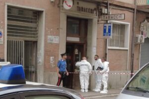 Omicidio tabaccaia. Il fermato, già  con decreto d’espulsione