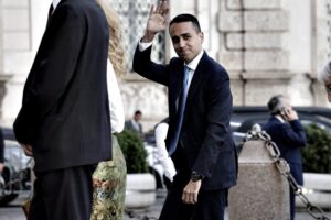 Finita l’era del «pacifista» Di Maio. Roma rilancia gli scambi con l’Arabia