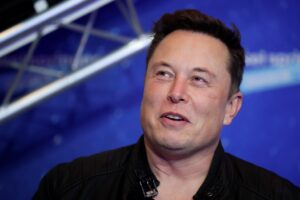 «Ostacolò attacchi di Kiev in Crimea». Anche Musk diventa un «putiniano»