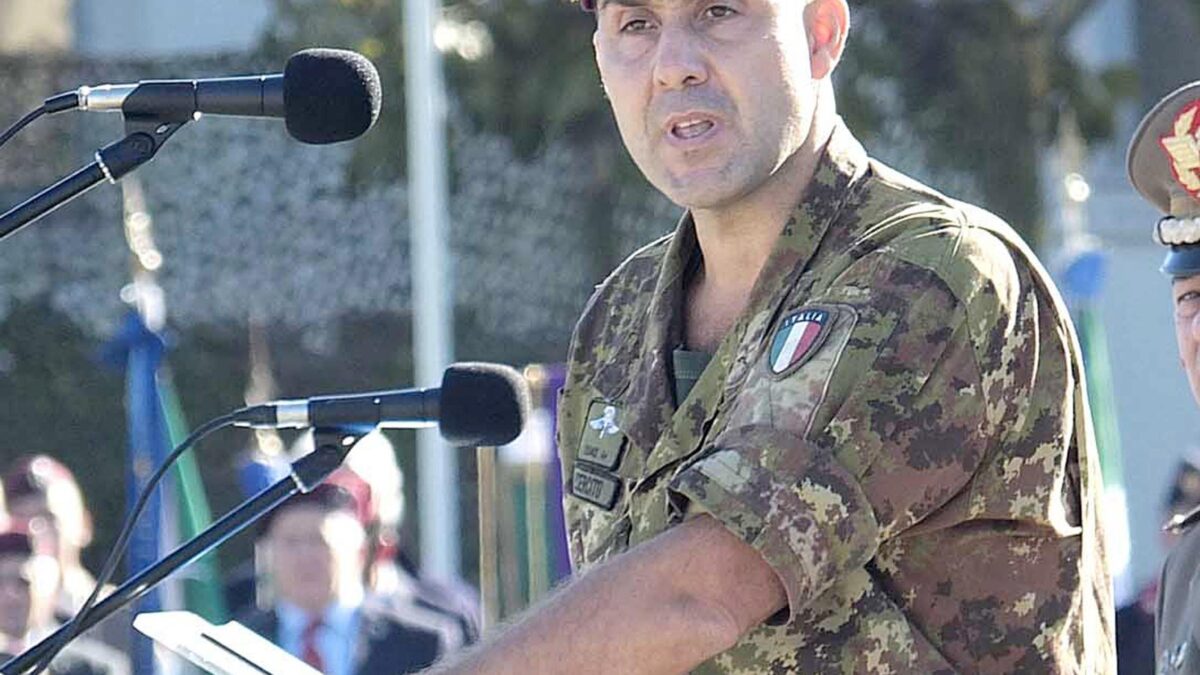Vannacci ricevuto da Crosetto: «Motivi privati»