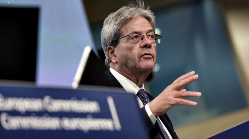 L’Ue vede nero e affila le armi contro Roma