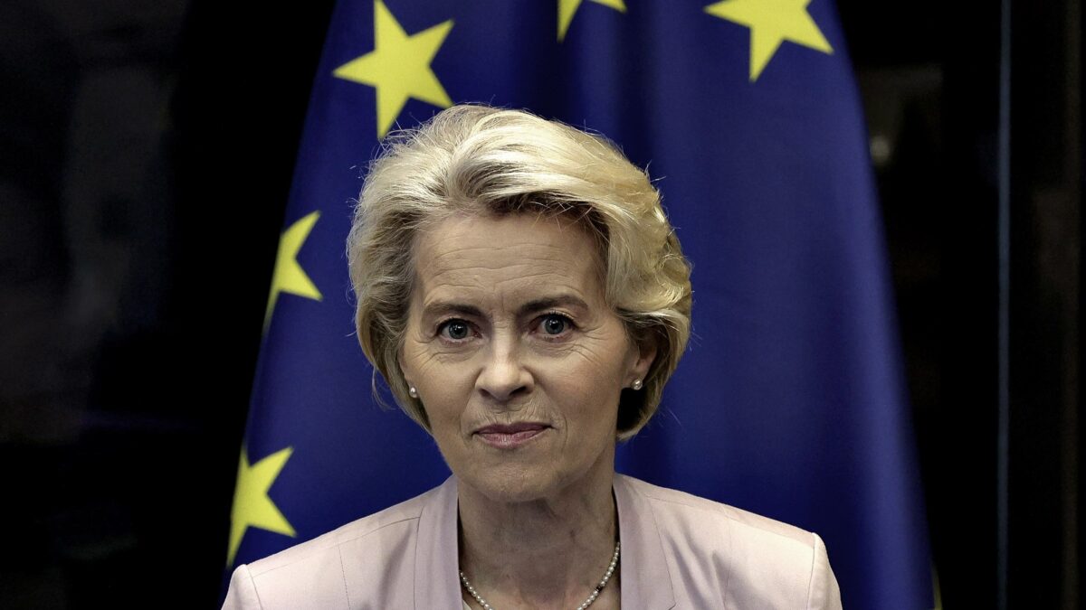Ursula annuncia l’eurogabbia digitale: «Il nostro modello sarà il green pass»