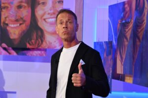 Evitateci i sermoni delle pornostar in tv