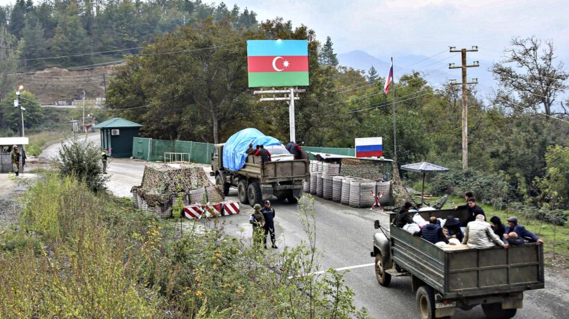 Gli armeni rivivono la pulizia etnica. Al via l’esodo dal Nagorno Karabakh