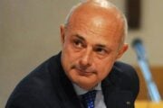 «Così affondo il bisturi nei gialli italiani»
