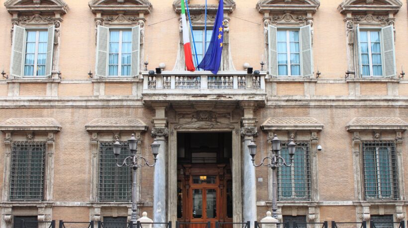 Extraprofitti bancari, dal Senato allerta sull’incostituzionalità
