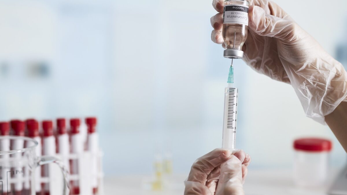 Dire la verità sui vaccini è ancora un tabù