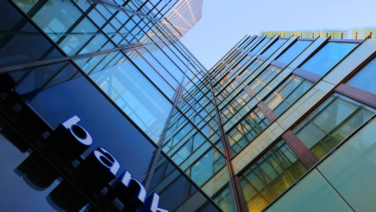 Segnale alle banche: in frigo la riforma delle «sofferenze»