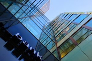 Segnale alle banche: in frigo la riforma delle «sofferenze»