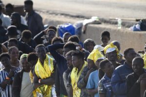 Ecco cosa succede a liberare i clandestini