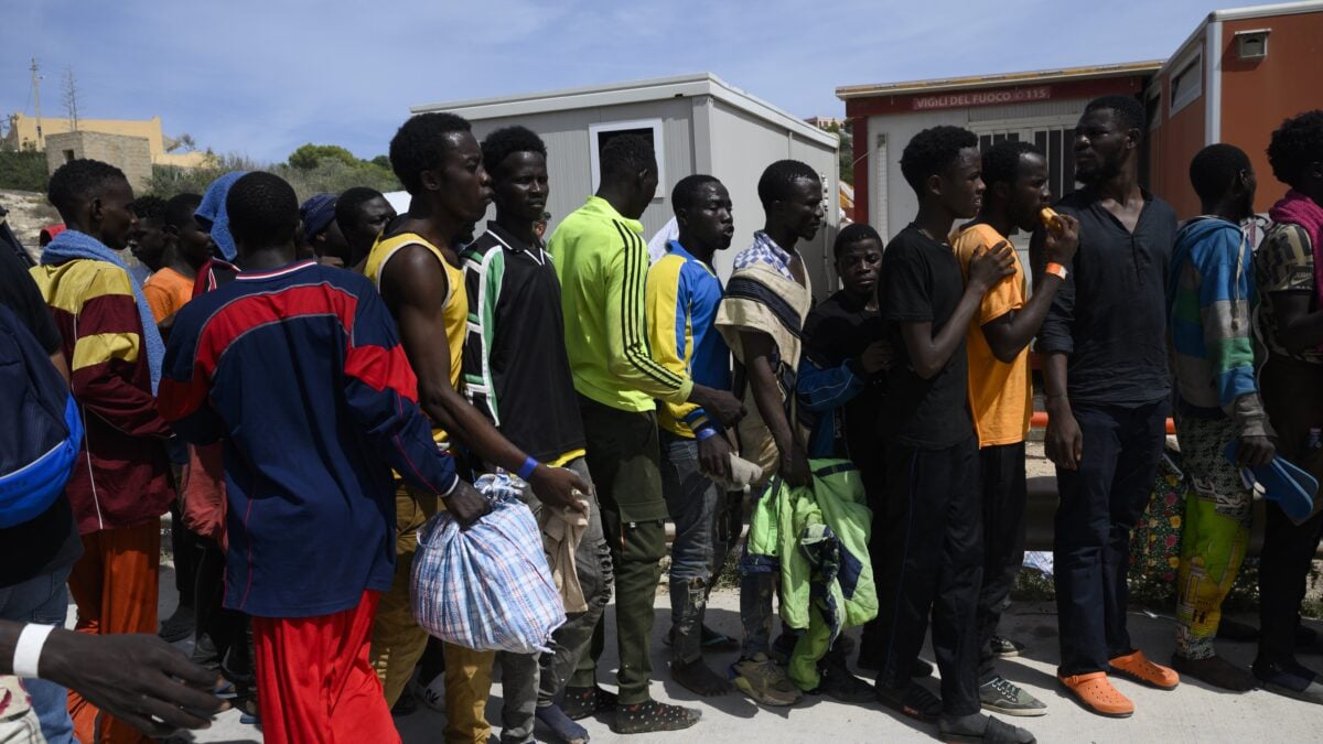 Per i giudici i diritti dei migranti valgono più di quelli degli italiani