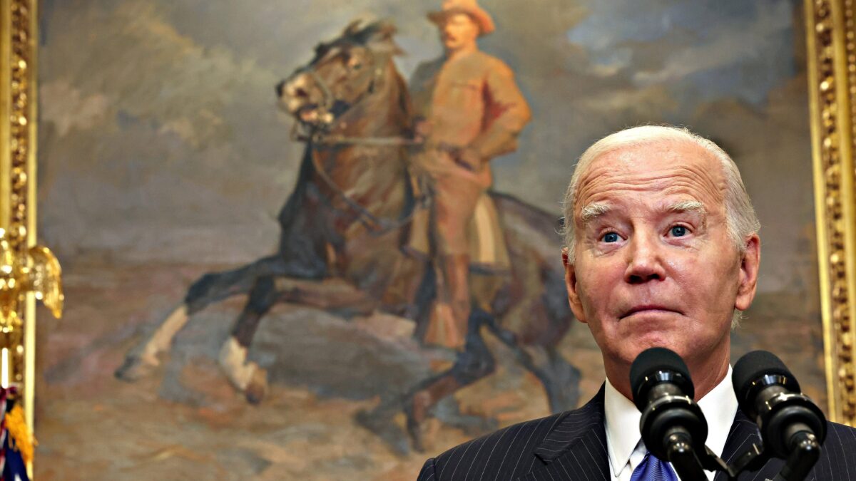 Nell’ora più buia ci ritroviamo con Biden e Di Maio
