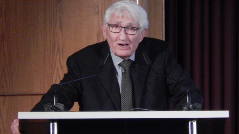 La finta sapienza della bolla social ha narcotizzato la vita democratica
