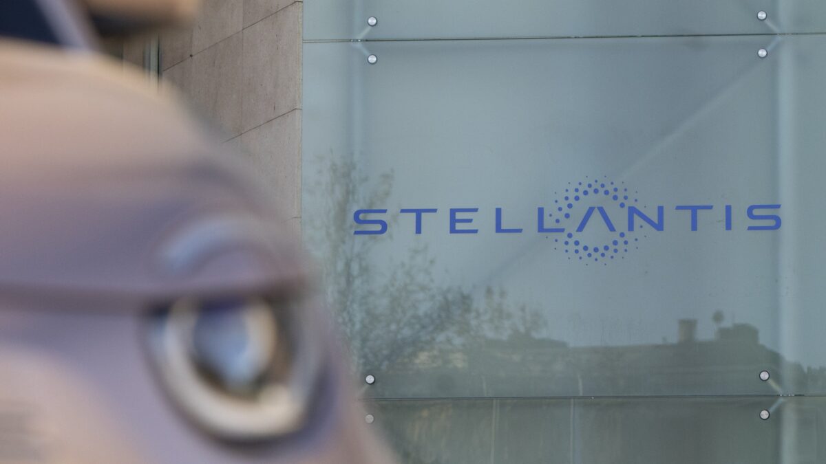 Stellantis si rinnova, Melfi si ferma