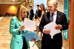 Commissione europea spaccata su Tunisi. Ma sulle Ong l’Italia ricuce con Berlino