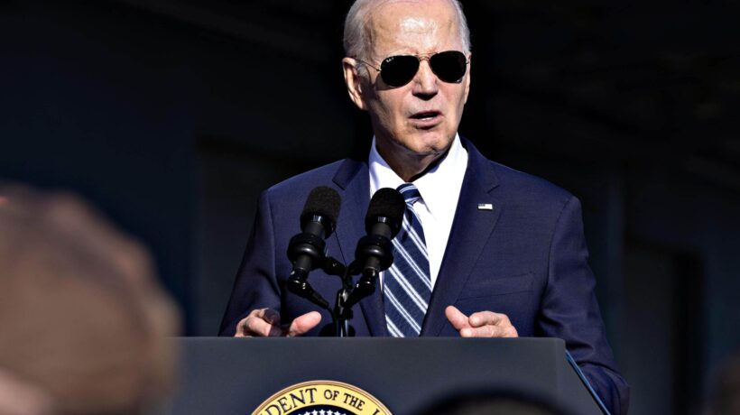 Joe Biden ha stracciato il piano di pace di Trump senza avere l’alternativa