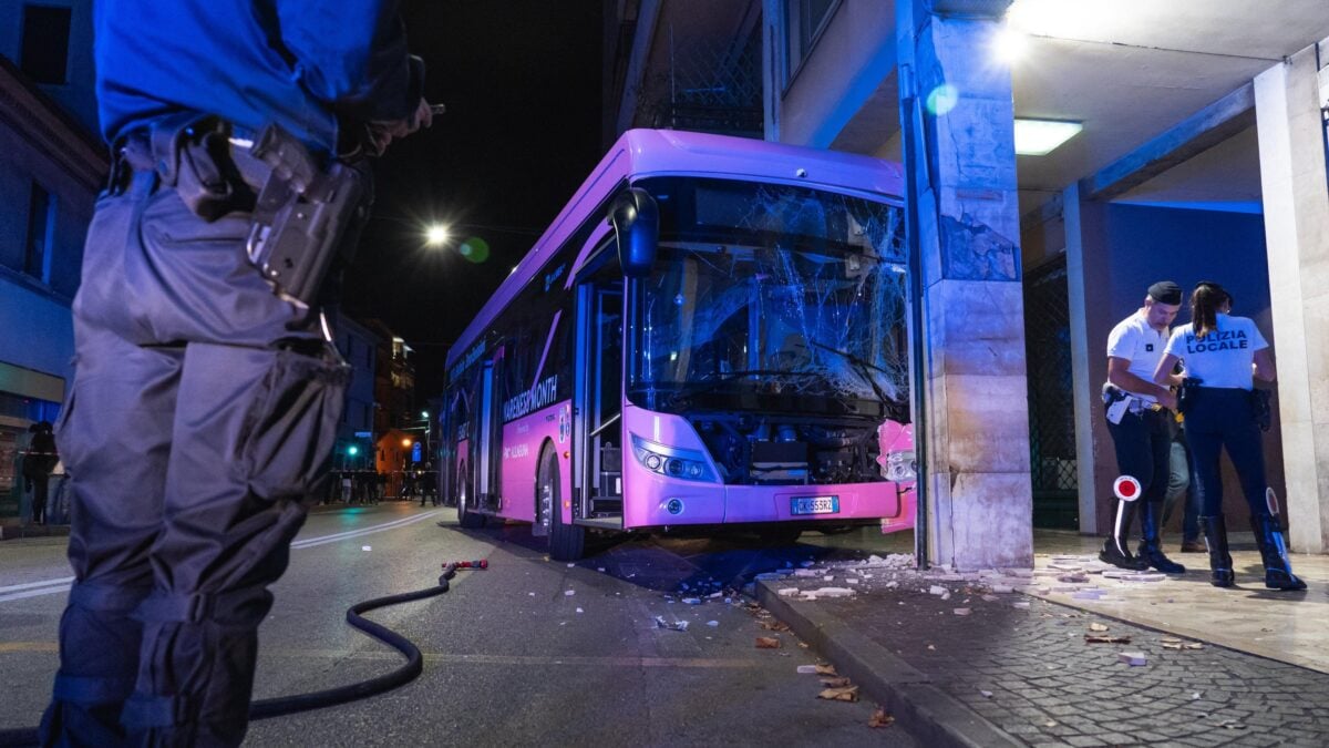 Un altro incidente, Mestre ferma i bus elettrici
