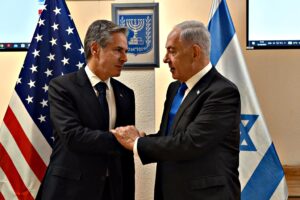 Hamas perde il capo degli 007. L’appello di Bibi: «Unitevi a noi come contro l’Isis e i nazisti»