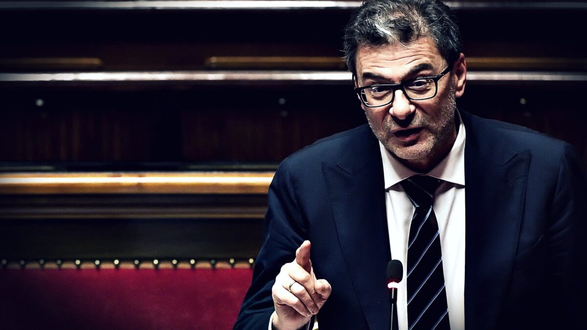 Pensioni, case, conti correnti: ecco la verità sulla manovra