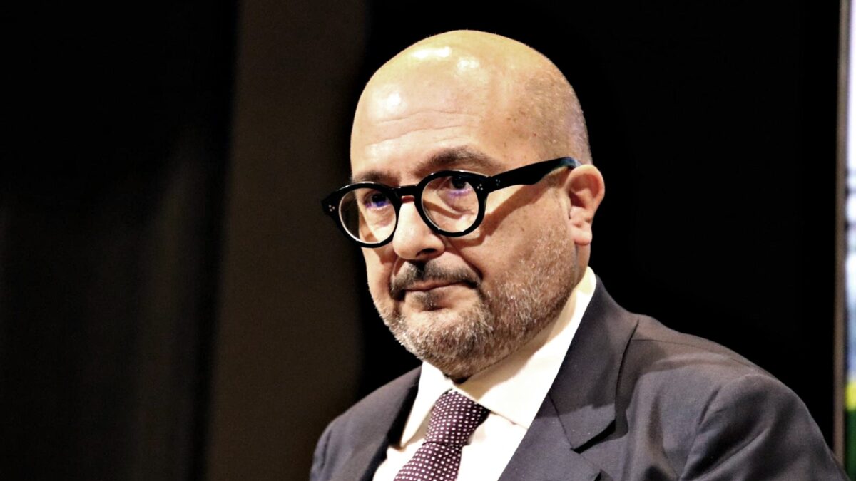 Sceneggiata della sinistra sul cinema. Solo limature sui contributi pubblici