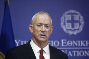 Netanyahu apre alle opposizioni e inaugura il governo d’emergenza