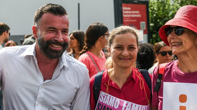 Gli avvoltoi Lgbt in picchiata sul caso. «Adesso basta famiglia tradizionale»