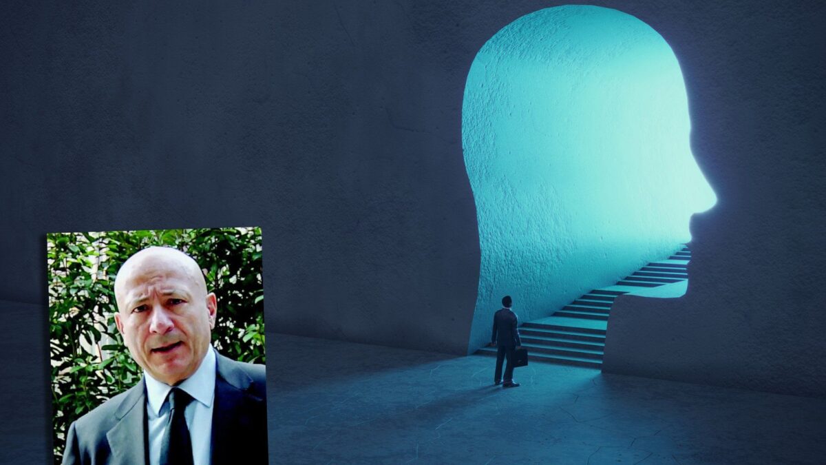 Emilio Mordini: «Cediamo ai governi sempre più poteri senza accorgercene»