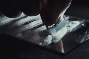 Festini a base di cocaina in Liguria. La confessione di una delle ragazze