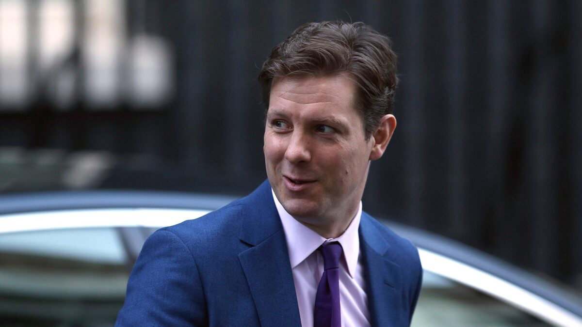 L’indagine in Uk sul virus smonta i diktat. Qui invece la commissione resta al palo