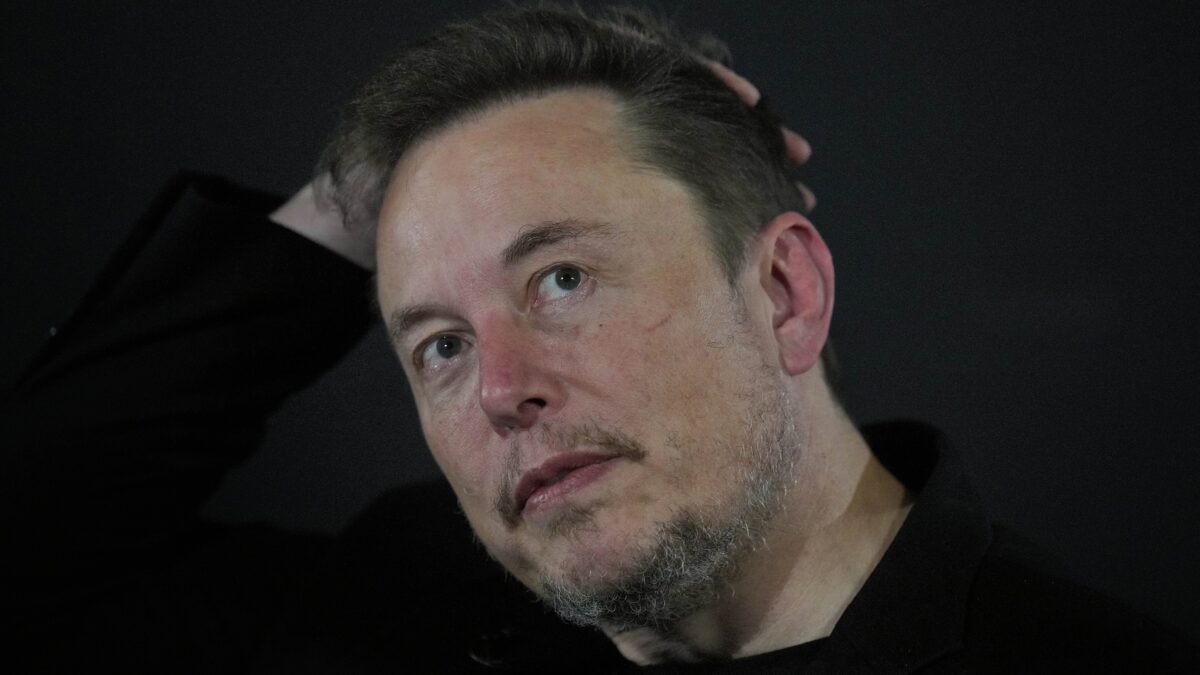 Musk e il deep State insieme contro Biden
