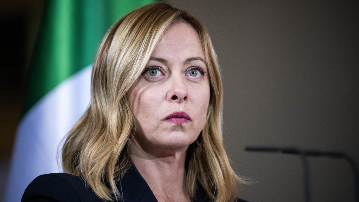 «Magistrati riuniti per fermare la Meloni»