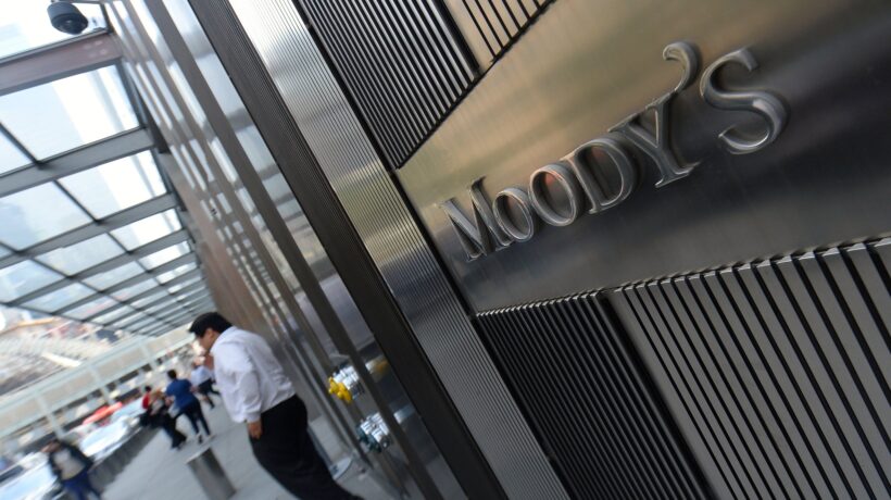 Moody’s conferma il rating «Baa3» dell’Italia e alza l’outlook da negativo a stabile