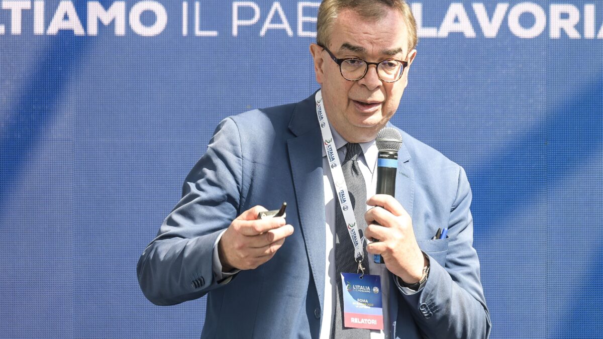 Il maschio è in declino, serve più orgoglio